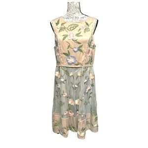 Sundance Lace Dress Size 8 Beautiful Embroidered Floral Country